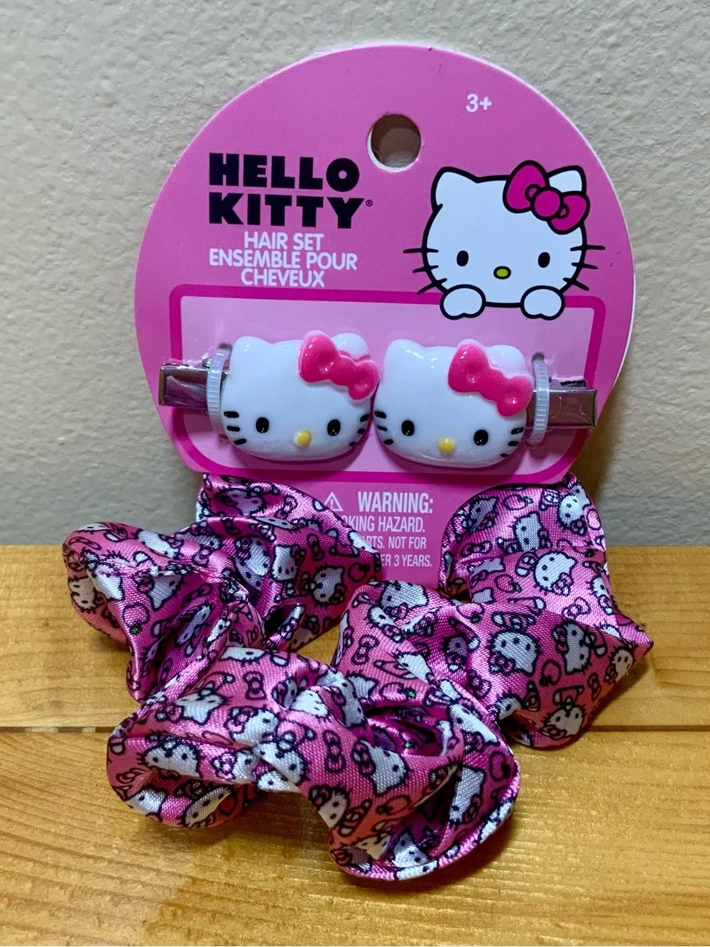 Hello Kitty Hair Set - Picture 1 of 3